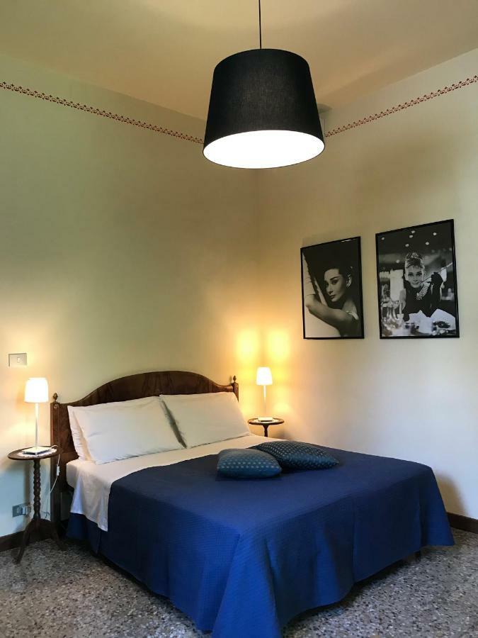Bed and Breakfast La Sosta Fuori Stazione Brescello Exterior foto